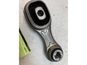 Gebruikte Motorsteun Renault Clio V (RJAB) 1.0 TCe 90 12V Prijs op aanvraag aangeboden door Autodemontage van de Laar