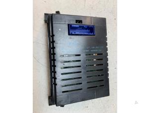 Gebruikte Display Interieur Opel Zafira (M75) 1.8 16V Ecotec Prijs € 50,00 Margeregeling aangeboden door Autodemontage van de Laar