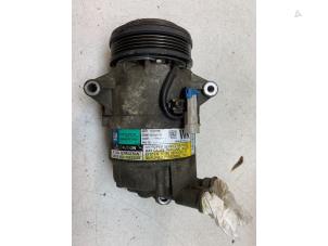 Gebruikte Pomp Airco Opel Zafira (M75) 1.8 16V Ecotec Prijs € 125,00 Margeregeling aangeboden door Autodemontage van de Laar