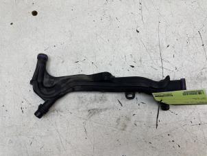 Gebruikte Waterpijp Citroen C3 (SC) 1.2 VTi 82 12V Prijs € 20,00 Margeregeling aangeboden door Autodemontage van de Laar