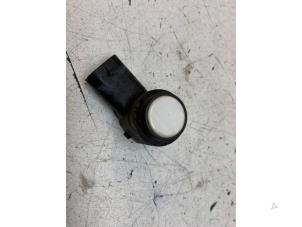 Gebruikte PDC Sensor Seat Leon (1P1) 2.0 TDI 16V FR Prijs € 20,00 Margeregeling aangeboden door Autodemontage van de Laar