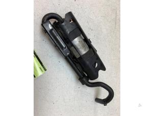 Gebruikte Tank element Pomp Seat Leon (1P1) 2.0 TDI 16V FR Prijs € 30,00 Margeregeling aangeboden door Autodemontage van de Laar