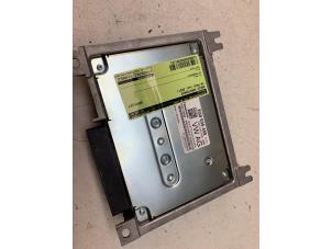 Gebruikte Radio versterker Volkswagen Polo VI (AW1) 1.0 TSI 12V Prijs € 380,00 Margeregeling aangeboden door Autodemontage van de Laar