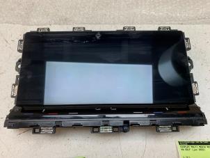 Gebruikte Display Multi Media regelunit Volkswagen Golf VIII (CD1) 1.0 TSI 12V Prijs € 375,00 Margeregeling aangeboden door Autodemontage van de Laar