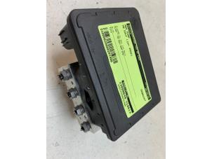 Gebruikte ABS Pomp Volkswagen Golf VIII (CD1) 1.0 TSI 12V Prijs € 175,00 Margeregeling aangeboden door Autodemontage van de Laar