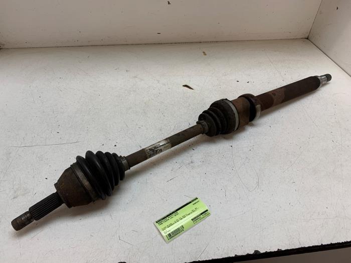 Gebruikte Aandrijfas rechts-voor Ford Fiesta 6 (JA8) 1.4 16V Prijs € 40,00 Margeregeling aangeboden door Autodemontage van de Laar