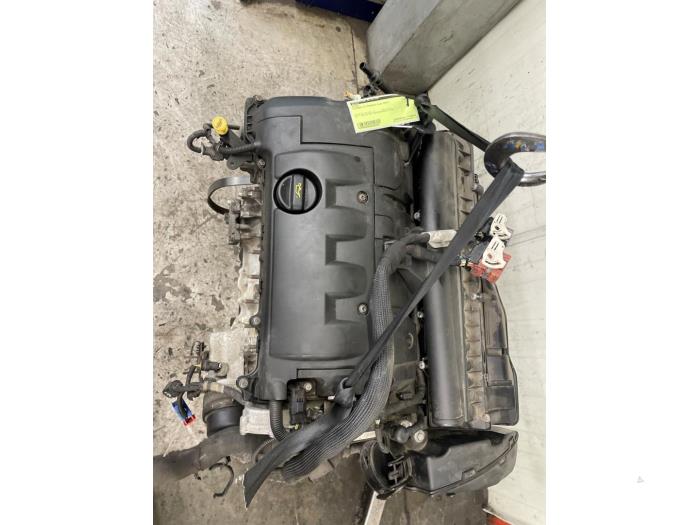 Motor van een Citroën C3 Picasso (SH) 1.4 16V VTI 95 2011