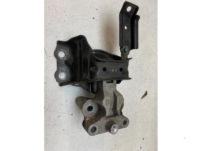 Gebruikte Motorsteun Nissan Micra (K13) 1.2 12V DIG-S Prijs € 30,00 Margeregeling aangeboden door Autodemontage van de Laar