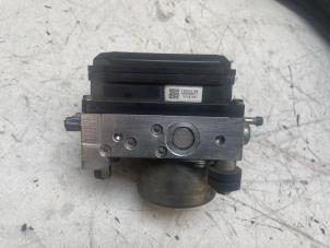 Gebruikte ABS Pomp Nissan Juke (F15) 1.5 dCi Prijs € 200,00 Margeregeling aangeboden door Autodemontage van de Laar