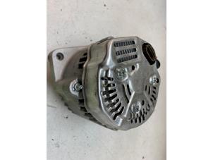 Gebruikte Alternator Daihatsu Cuore (L251/271/276) 1.0 12V DVVT Prijs € 50,00 Margeregeling aangeboden door Autodemontage van de Laar
