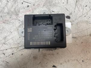 Gebruikte Centrale Deurvergrendelings Module Volvo V40 Cross Country (MZ) 1.6 D2 Prijs € 50,00 Margeregeling aangeboden door Autodemontage van de Laar