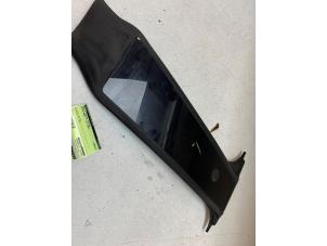 Gebruikte Module keyless vehicle Tesla Model Y (5YJY) Long Range 72kWh Prijs € 105,00 Margeregeling aangeboden door Autodemontage van de Laar