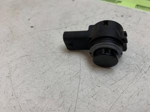 Gebruikte PDC Sensor Tesla Model Y (5YJY) Long Range 72kWh Prijs € 30,00 Margeregeling aangeboden door Autodemontage van de Laar