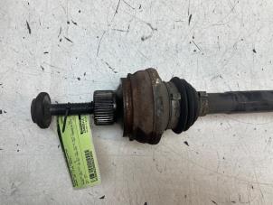 Gebruikte Steekas links-achter Audi Q5 (8RB) 2.0 TFSI 16V Quattro Prijs € 50,00 Margeregeling aangeboden door Autodemontage van de Laar