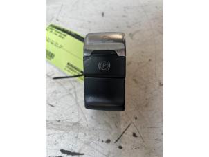 Gebruikte Schakelaar handrem Audi Q5 (8RB) 2.0 TFSI 16V Quattro Prijs op aanvraag aangeboden door Autodemontage van de Laar