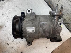 Gebruikte Pomp Airco Ford Transit Connect (PJ2) 1.5 EcoBlue Prijs op aanvraag aangeboden door Autodemontage van de Laar