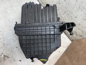 Gebruikte Luchtfilterhuis Ford Transit Connect (PJ2) 1.5 EcoBlue Prijs € 50,00 Margeregeling aangeboden door Autodemontage van de Laar