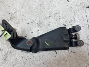 Gebruikte Schuifdeurrol rechts Ford Transit Connect (PJ2) 1.5 EcoBlue Prijs op aanvraag aangeboden door Autodemontage van de Laar