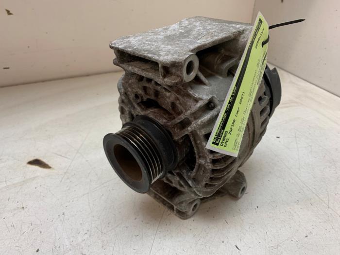 Gebruikte Dynamo Opel Zafira (M75) 2.2 16V Direct Ecotec Prijs € 50,00 Margeregeling aangeboden door Autodemontage van de Laar