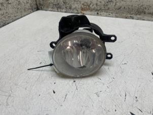 Gebruikte Mistlamp rechts-voor Peugeot 108 1.0 12V VVT-i Prijs € 30,00 Margeregeling aangeboden door Autodemontage van de Laar