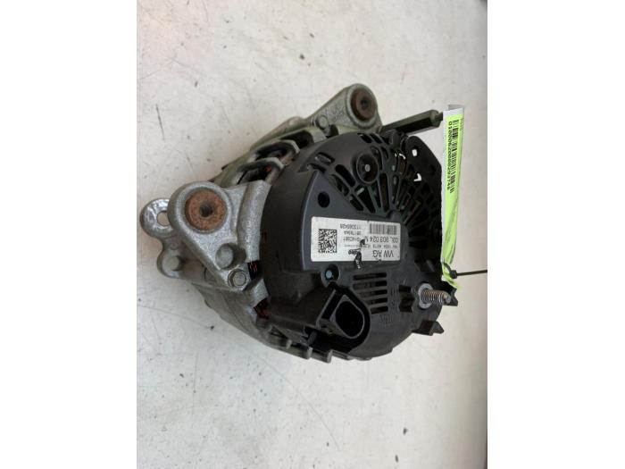 Gebruikte Dynamo Skoda Rapid Spaceback 1.6 TDI Greenline Prijs € 75,00 Margeregeling aangeboden door Autodemontage van de Laar