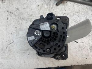 Gebruikte Dynamo Volkswagen Transporter T4 2.5 TDI Prijs € 50,00 Margeregeling aangeboden door Autodemontage van de Laar