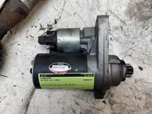 Gebruikte Startmotor Volkswagen Polo IV (9N1/2/3) 1.4 16V Prijs € 25,00 Margeregeling aangeboden door Autodemontage van de Laar