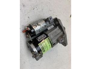 Gebruikte Startmotor Mitsubishi Space Star (A0) 1.2 12V Prijs € 50,00 Margeregeling aangeboden door Autodemontage van de Laar