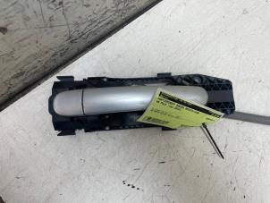 Gebruikte Deurgreep 4Deurs rechts-voor Volkswagen Polo V (6R) 1.2 TDI 12V BlueMotion Prijs op aanvraag aangeboden door Autodemontage van de Laar