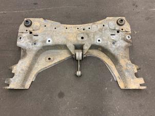 Gebruikte Subframe Renault Zoé (AG) 46kW Prijs € 100,00 Margeregeling aangeboden door Autodemontage van de Laar