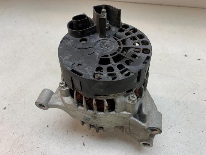 Gebruikte Dynamo Fiat 500 (312) 0.9 TwinAir 60 Prijs € 55,00 Margeregeling aangeboden door Autodemontage van de Laar