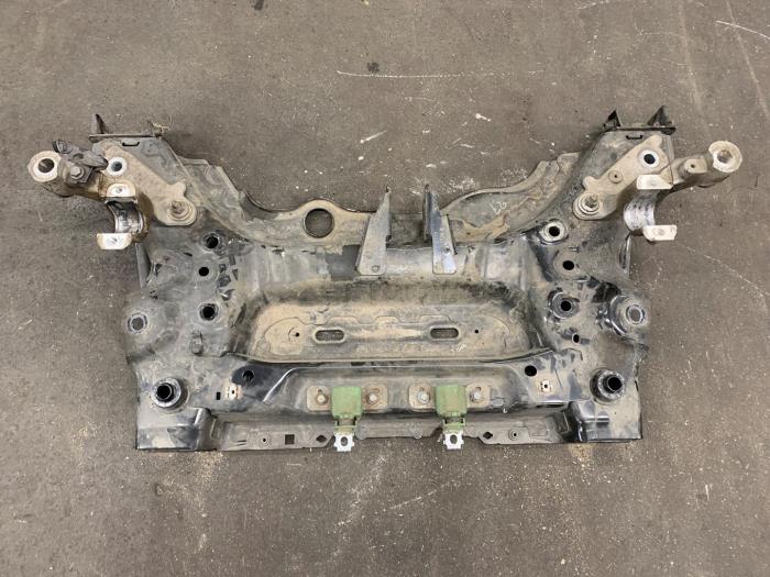 Gebruikte Subframe Renault Grand Scénic IV (RFAR) 1.3 TCE 140 16V Prijs € 135,00 Margeregeling aangeboden door Autodemontage van de Laar