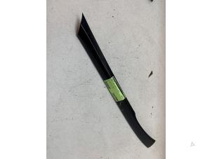 Gebruikte Sierlijst Renault Grand Scénic IV (RFAR) 1.3 TCE 140 16V Prijs € 100,00 Margeregeling aangeboden door Autodemontage van de Laar