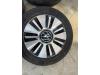 Velgen set + banden van een Volkswagen Up! (121) e-Up! 2021