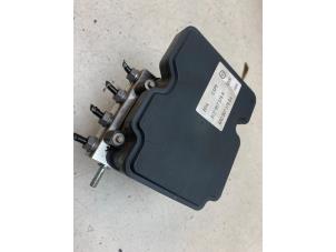 Gebruikte ABS Pomp Skoda Fabia III Combi (NJ5) 1.0 TSI 12V Prijs op aanvraag aangeboden door Autodemontage van de Laar