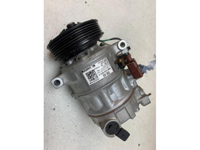 Gebruikte Aircopomp Skoda Fabia III Combi (NJ5) 1.0 TSI 12V Prijs € 100,00 Margeregeling aangeboden door Autodemontage van de Laar