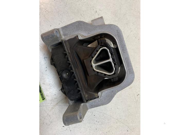 Gebruikte Motorsteun Skoda Fabia III Combi (NJ5) 1.0 TSI 12V Prijs op aanvraag aangeboden door Autodemontage van de Laar