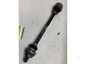 Gebruikte Steekas links-achter Cupra Formentor 2.0 TSI 16V 4Drive Prijs op aanvraag aangeboden door Autodemontage van de Laar