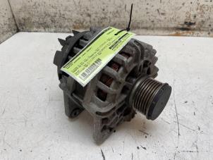 Gebruikte Dynamo Dacia Dokker Express (8S) 1.5 Blue dCi 95 Prijs € 150,00 Margeregeling aangeboden door Autodemontage van de Laar