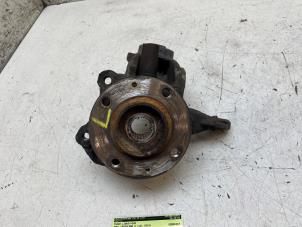 Gebruikte Asschenkel links-voor Opel Crossland (X) 1.2 12V Prijs € 75,00 Margeregeling aangeboden door Autodemontage van de Laar