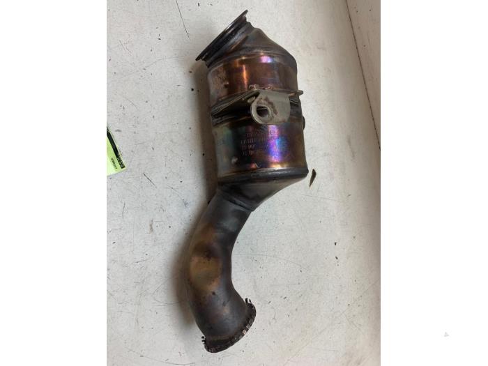 Gebruikte Katalysator Mercedes C (W205) C-180 1.6 16V Prijs € 350,00 Margeregeling aangeboden door Autodemontage van de Laar