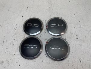 Gebruikte Wieldop set Fiat 500 (312) 1.2 Prijs € 50,00 Margeregeling aangeboden door Autodemontage van de Laar