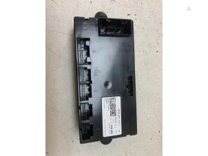 Gebruikte Climatronic module Volkswagen Caddy Cargo V (SBA/SBH) 2.0 TDI BlueMotionTechnology Prijs € 90,00 Margeregeling aangeboden door Autodemontage van de Laar