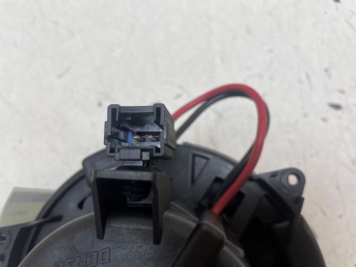 Kachel Ventilatiemotor van een Renault Zoé (AG) R110 2023