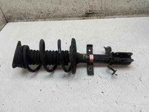 Gebruikte Voorpoot rechts Renault Zoé (AG) R110 Prijs € 75,00 Margeregeling aangeboden door Autodemontage van de Laar