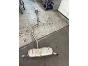 Gebruikte Uitlaat Midden + Einddemper Mercedes A (W176) 1.6 A-180 16V Prijs € 100,00 Margeregeling aangeboden door Autodemontage van de Laar