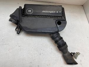 Gebruikte Luchtfilterhuis Fiat Fiorino (225) 1.3 D 16V Multijet Prijs € 40,00 Margeregeling aangeboden door Autodemontage van de Laar