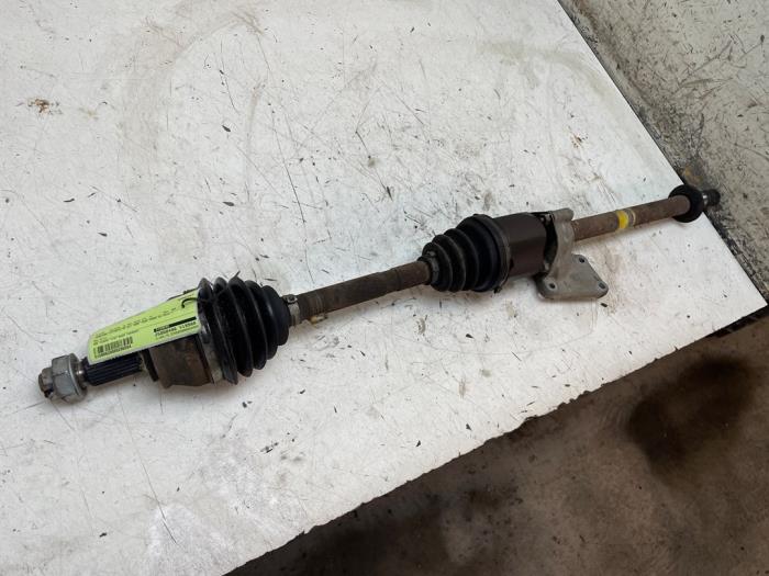 Gebruikte Steekas rechts-voor Fiat Fiorino (225) 1.3 D 16V Multijet Prijs € 60,00 Margeregeling aangeboden door Autodemontage van de Laar