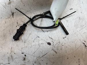 Gebruikte Uitlaat temperatuursensor Fiat Fiorino (225) 1.3 D 16V Multijet Prijs € 40,00 Margeregeling aangeboden door Autodemontage van de Laar
