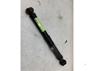 Gebruikte Schokdemper links-achter Opel Crossland (X) 1.2 Turbo 12V Prijs € 25,00 Margeregeling aangeboden door Autodemontage van de Laar